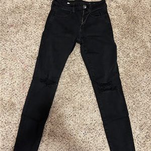 American eagle skinny jeans sized 4